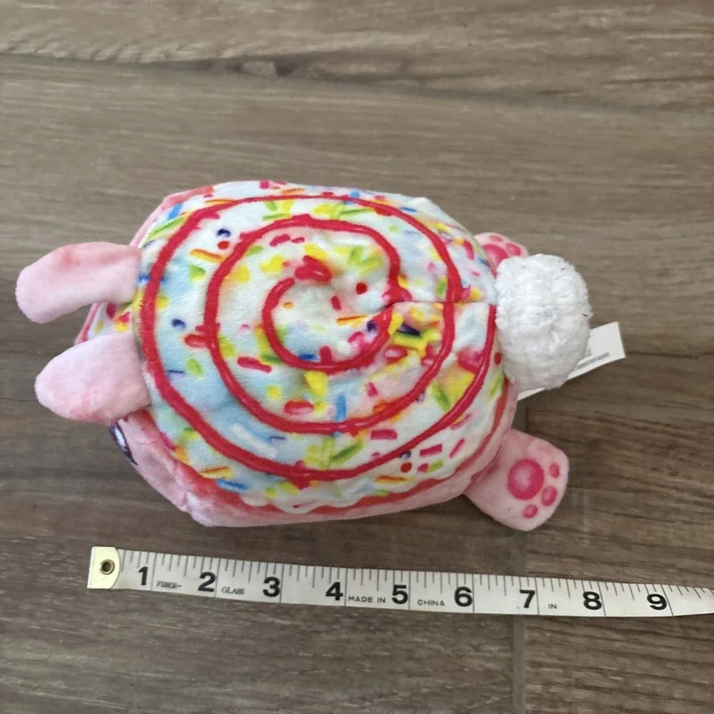 Cookeez Makery Baked Treatz BUNNY Cinnamon Swirl 6